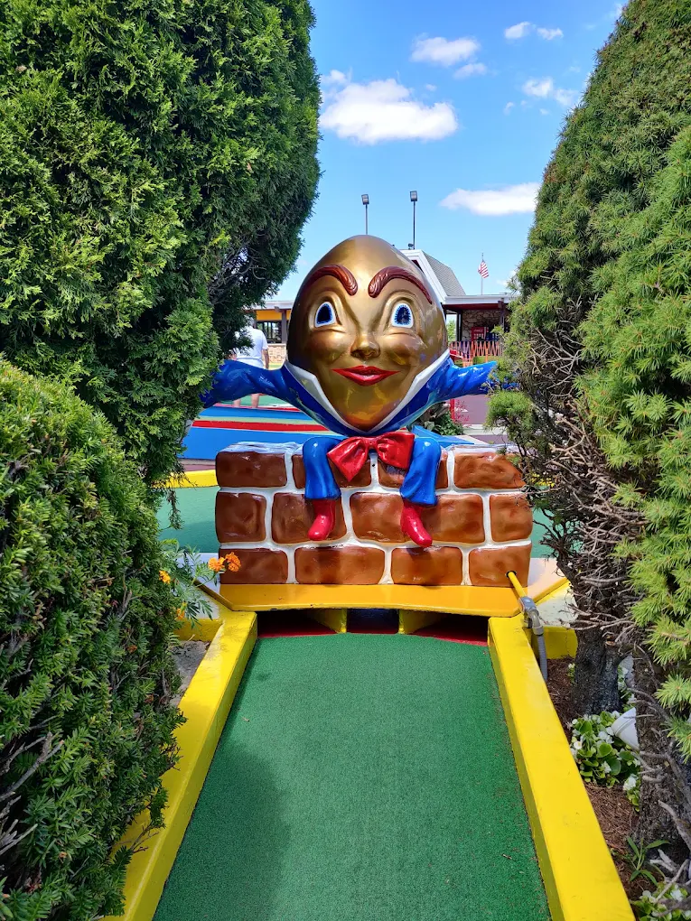 Humpty Dumpty obstacle at Par-King